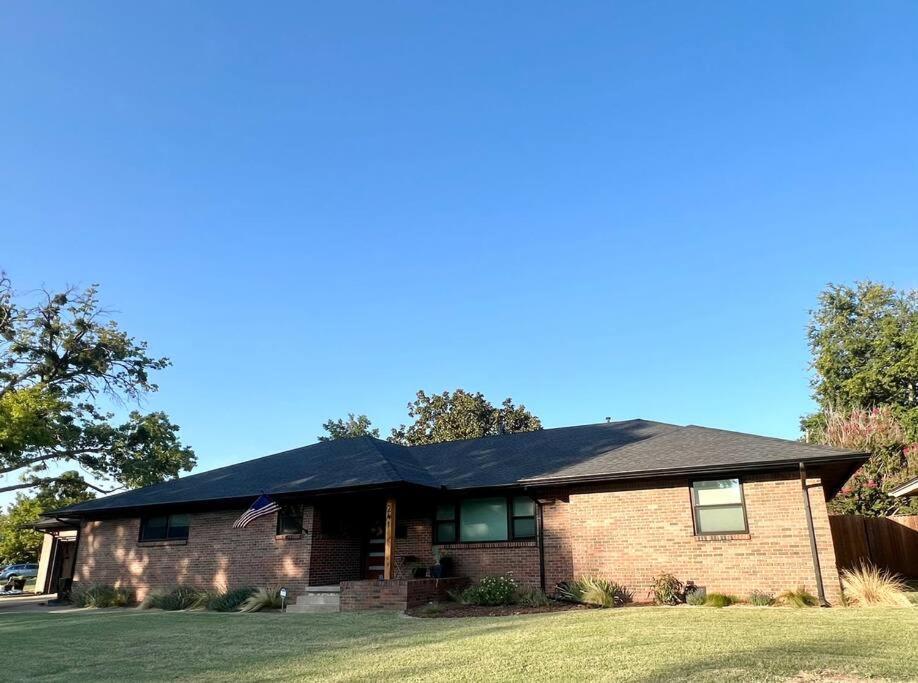 Mid-West Mod - 5Br - Central Norman - Near Ou! Villa Exterior photo