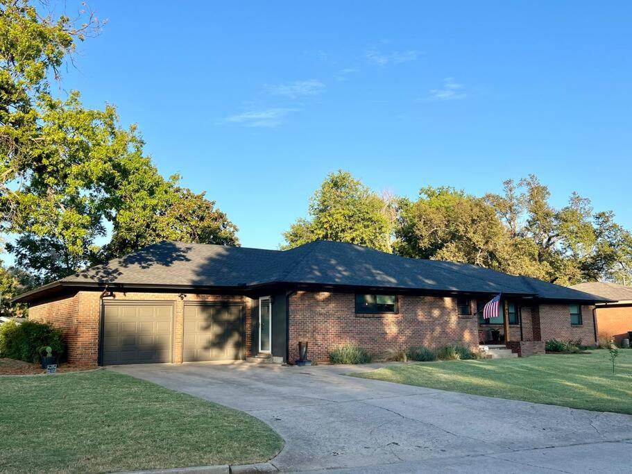 Mid-West Mod - 5Br - Central Norman - Near Ou! Exterior photo